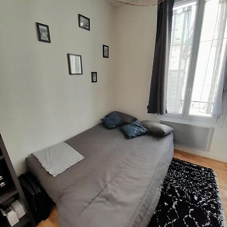 Cosy 2 Pieces Typiquement Parisien A Notre-Dame Daire Dış mekan fotoğraf
